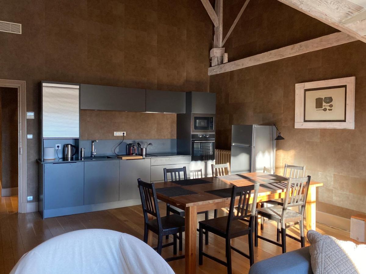 Demeure Saint Louis Historic Manor, City 700M, Parking,A C,Clim,Wifi, Heated Pool, City View Каркассонн Екстер'єр фото