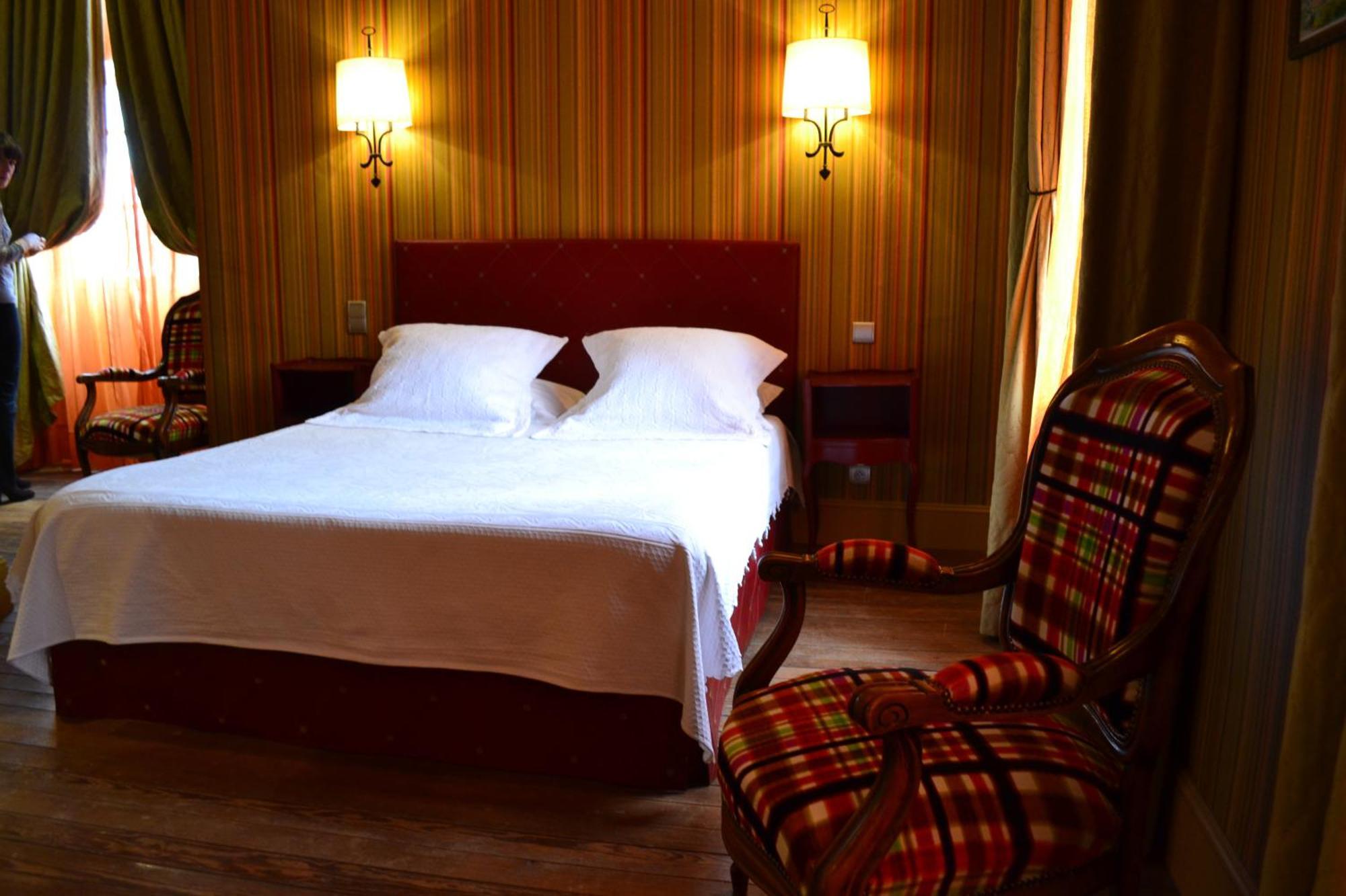 Demeure Saint Louis Historic Manor, City 700M, Parking,A C,Clim,Wifi, Heated Pool, City View Каркассонн Екстер'єр фото