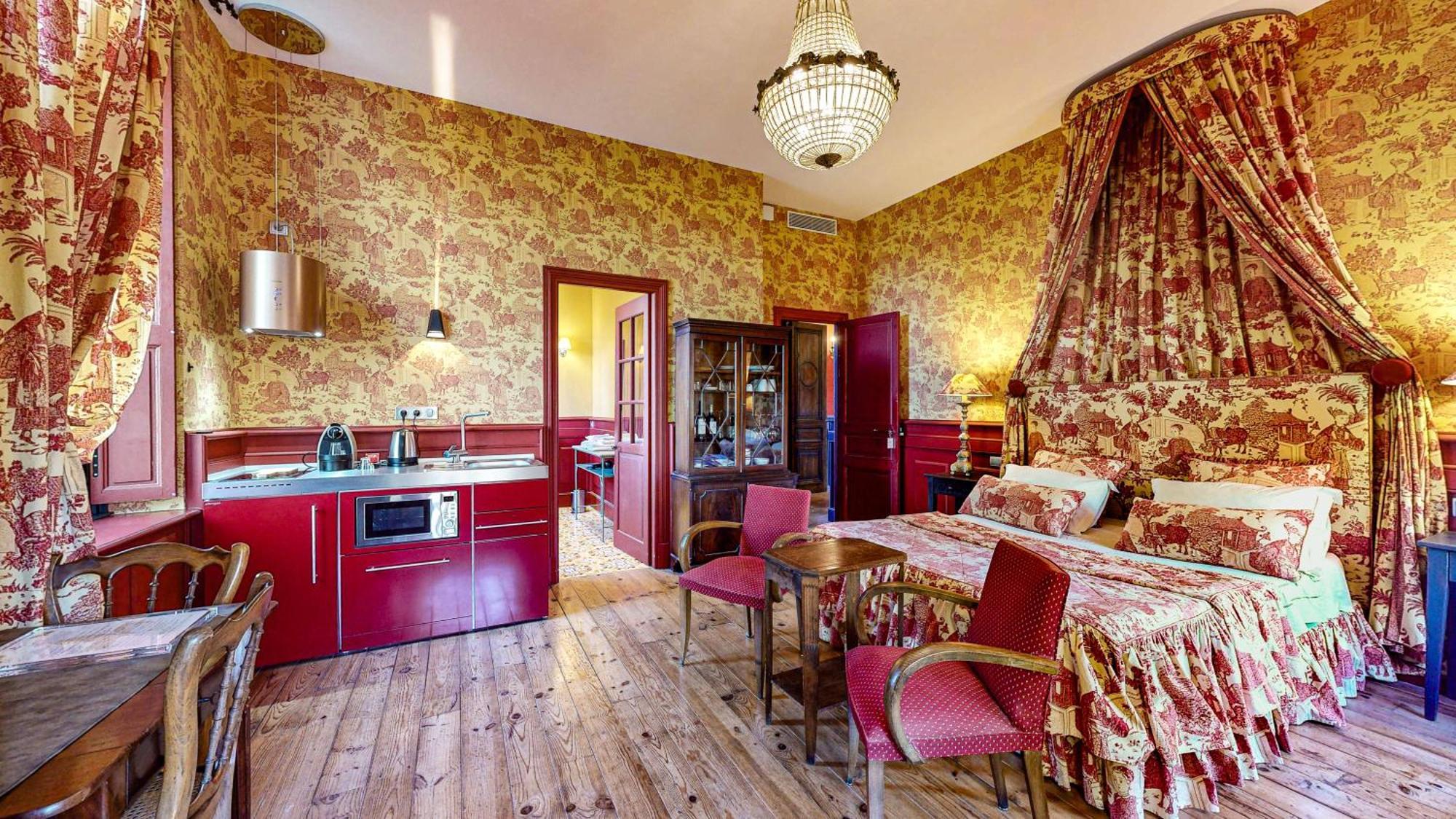 Demeure Saint Louis Historic Manor, City 700M, Parking,A C,Clim,Wifi, Heated Pool, City View Каркассонн Екстер'єр фото
